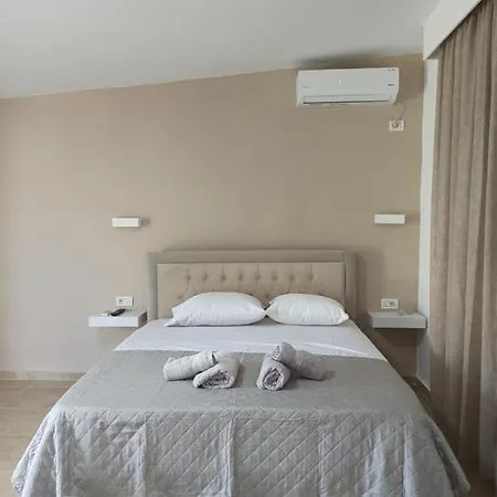 Appartamento Yard - By Ronaldo Ksamil