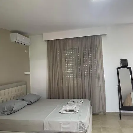 Yard - By Ronaldo Apartment