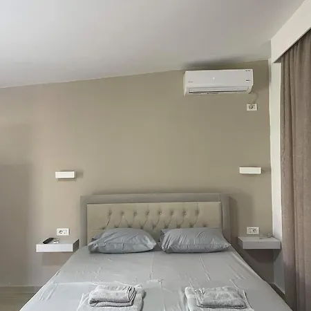 Apartman Yard - By Ronaldo *