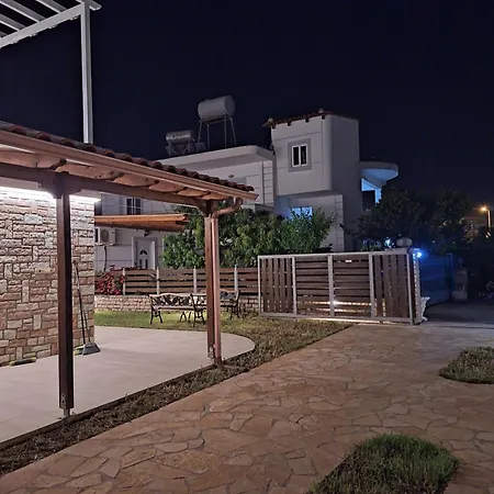 Yard - By Ronaldo Apartman Ksamil