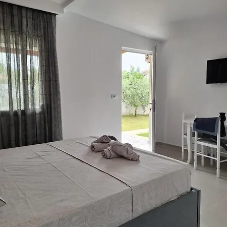 Yard - By Ronaldo Apartman