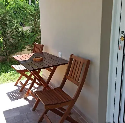 Yard - By Ronaldo Apartamento Ksamil